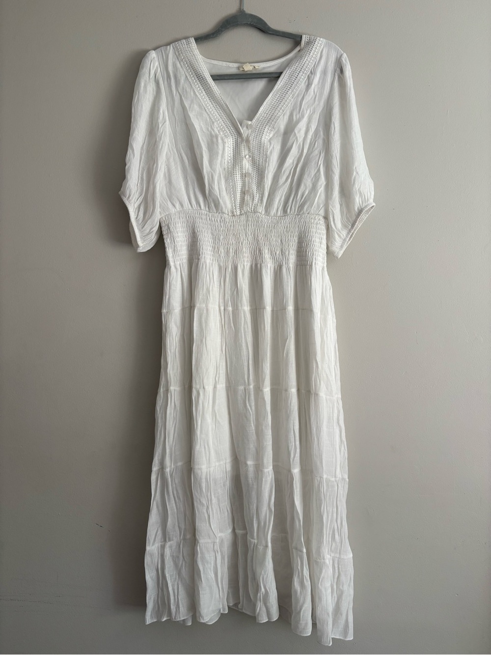 Elegant White V-Neck Maxi Dress with Smocked Waist